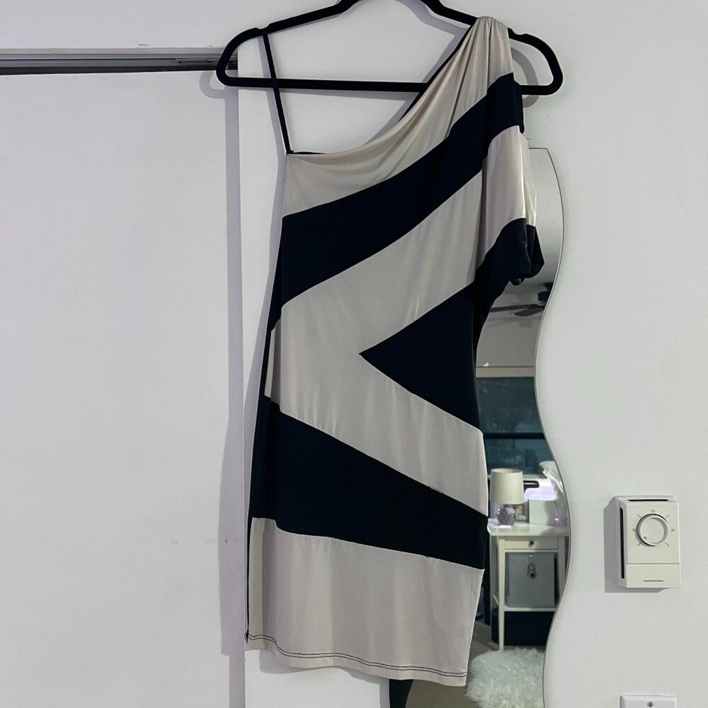Asymmetrical Geometric Bodycon Mini Dress One Shoulder